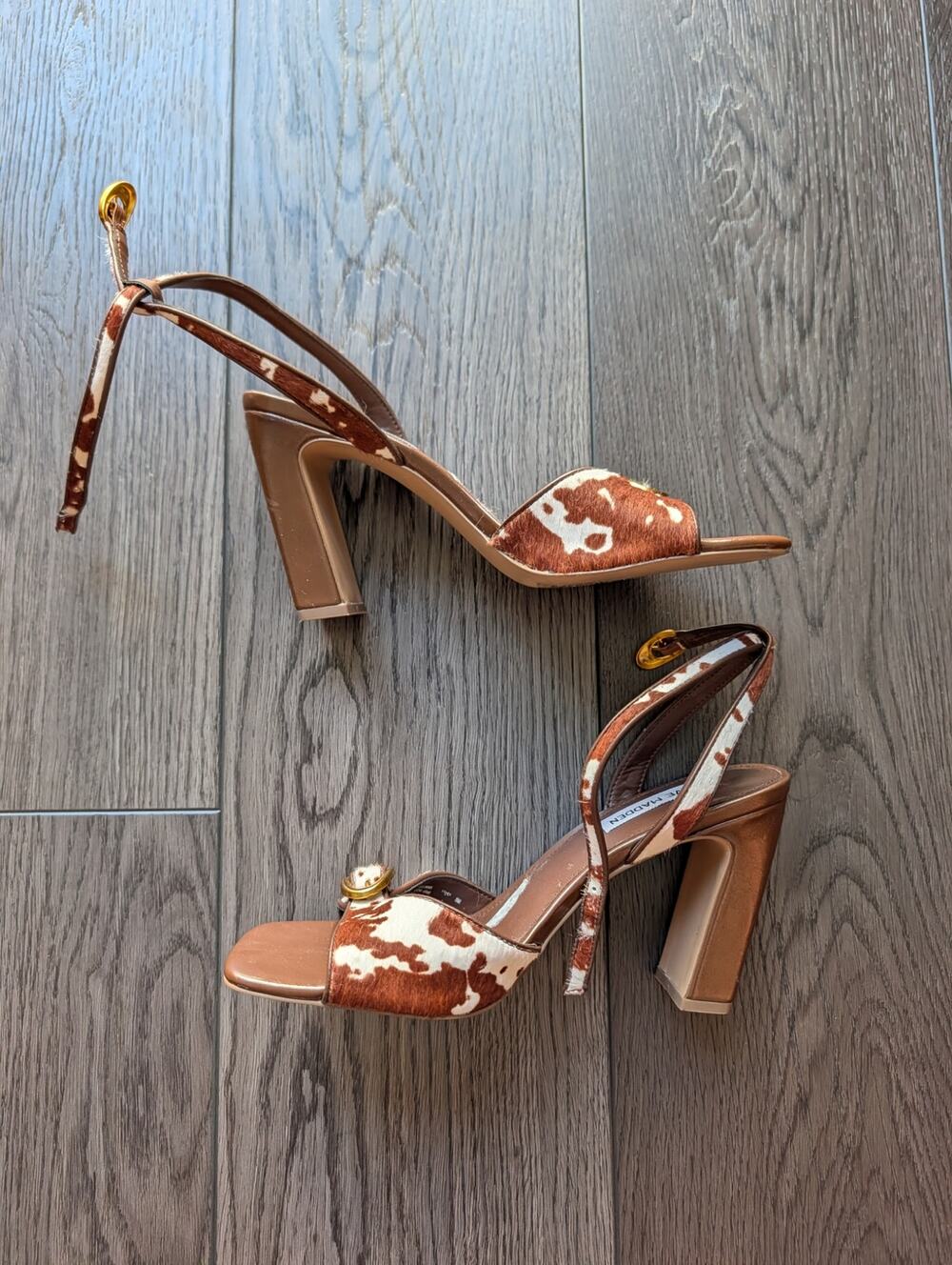 Steve Madden cow hair Lilliana ankle strap sandel, size 8